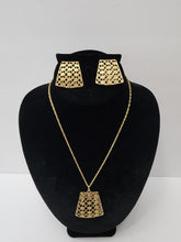 Load image into Gallery viewer, 18k BRAZILIAN GOLD PLATED PARTY SET