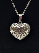 Load image into Gallery viewer, 18K ITALIAN WHITE GOLD PLATED HEART PENDANT & NECKLACE
