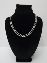 Load image into Gallery viewer, STAINLESS STEEL CHOCKER NECKLACE