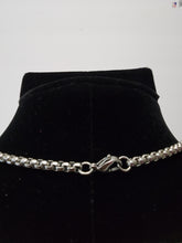Load image into Gallery viewer, STAINLESS STEEL CHOCKER NECKLACE