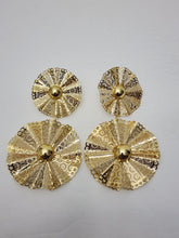 Load image into Gallery viewer, 18K Gold Plated Dangling Earring