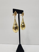 Load image into Gallery viewer, 18K Gold Plated Tear Drop Earring