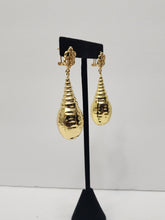 Load image into Gallery viewer, 18K Gold Plated Tear Drop Earring