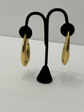 Load image into Gallery viewer, 18K BRAZILIAN GOLD PLATED CHUNKY LONG OVAL EARRINGS