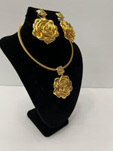 Load image into Gallery viewer, 18K GOLD PLATED CHUNKY FLOWED EARRING, CORD NECKLACE & PENDANT SET
