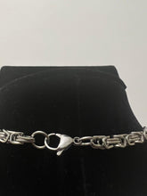 Load image into Gallery viewer, 18K WHITE GOLD PLATED  STAINLESS STEEL UNISEX NECKLACE AND BRACELET