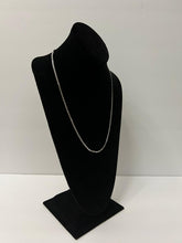 Load image into Gallery viewer, 18K WHITE GOLD PLATED THIN LONG RAZOR BLADE AD MESH NECKLACE