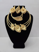 Load image into Gallery viewer, 18K Gold Plated 4 in 1 Party Set
