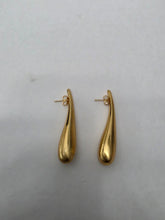 Load image into Gallery viewer, 18K Gold Plated Simple Earring
