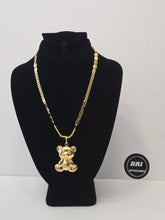 Load image into Gallery viewer, 18K Gold Plated 18&quot; Razor and Carpet Necklace with Big Teddy Bear Pendant
