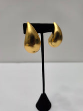 Load image into Gallery viewer, 18K Gold Plated Bold Tear Drop Earring
