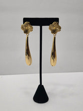 Load image into Gallery viewer, 18K Gold Plated Drop Earring
