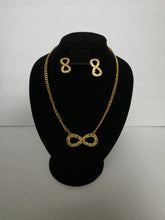 Load image into Gallery viewer, 18K Gold Plated Simple Earring and Pendant Set
