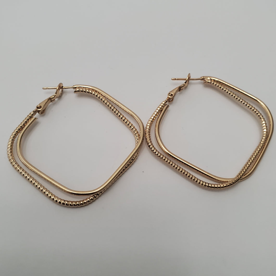 18K ITALIAN GOLD PLATED HOOP EARRINGS