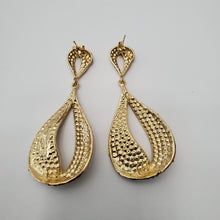 Load image into Gallery viewer, 18K ITALIAN GOLD PLATED DROP/DANGLING EARRINGS
