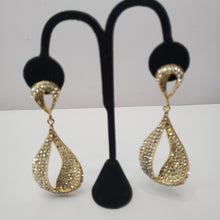 Load image into Gallery viewer, 18K ITALIAN GOLD PLATED DROP/DANGLING EARRINGS
