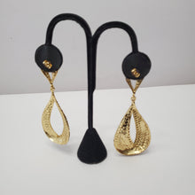 Load image into Gallery viewer, 18K ITALIAN GOLD PLATED DROP/DANGLING EARRINGS
