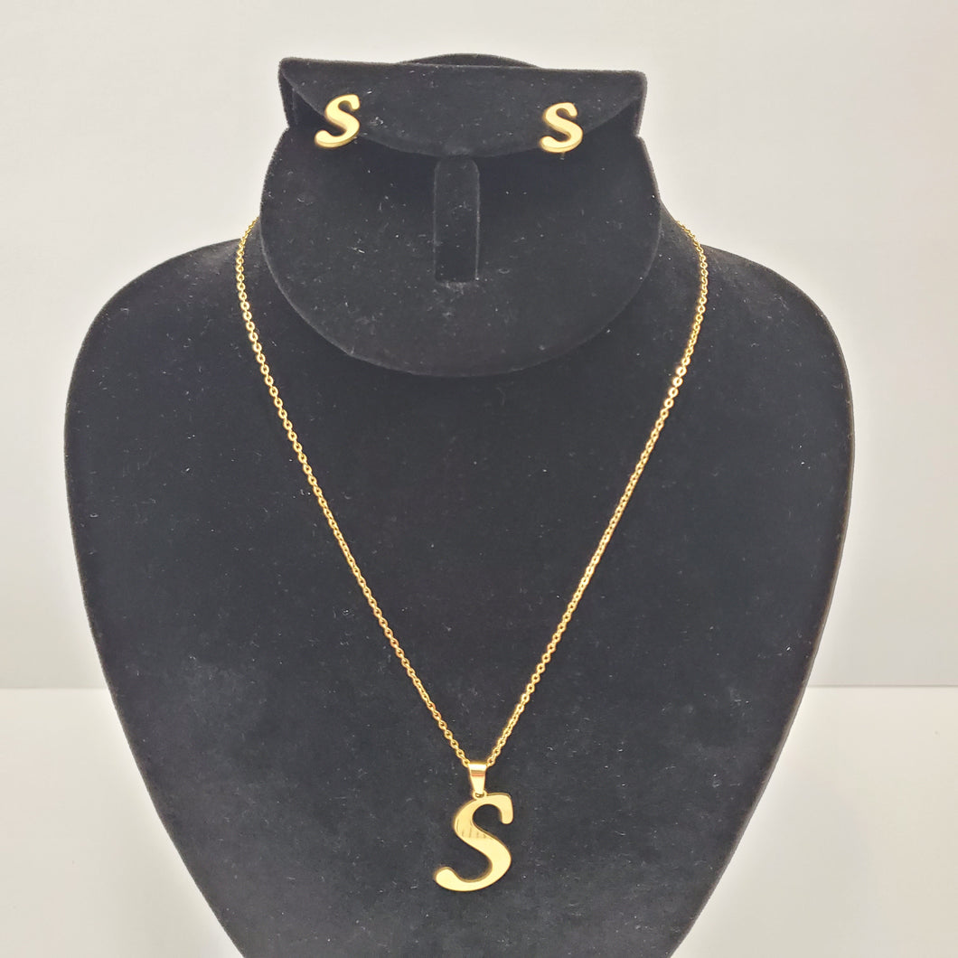 18K GOLD PLATED ALPHABET S EARRING AND PENDANT SET