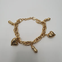 Load image into Gallery viewer, 18K GOLD PLATED HEART CHARM BRACELET
