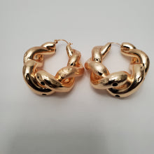 Load image into Gallery viewer, 18K ROSE GOLD PLATED TWISTED CHUNKY HOOP EARRINGS
