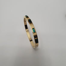 Load image into Gallery viewer, 18K GOLD PLATED STAINLESS STEEL BANGLE WITH GREEN STONE
