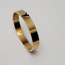 Load image into Gallery viewer, 18K GOLD PLATED STAINLESS STEEL V BANGLE
