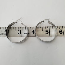 Load image into Gallery viewer, SLIVER STAINLESS STEEL SMALL HOOP EARRINGS
