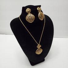 Load image into Gallery viewer, 18K GOLD PLATED DROP EARRING NECKLACE &amp; PENDANT
