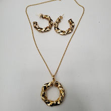 Load image into Gallery viewer, 18K GOLD PLATED CURVED EARRING NECKLACE AND PENDANT SET
