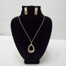 Load image into Gallery viewer, 18K GOLD PLATED 3 TONE EARRING NECKLACE AND PENDANT SET
