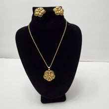 Load image into Gallery viewer, 18K GOLD PLATED CLIP EARRING NECKLACE AND PENDANT SET
