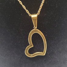 Load image into Gallery viewer, 18K GOLD PLATED STAINLESS STEEL HEART PENDANT
