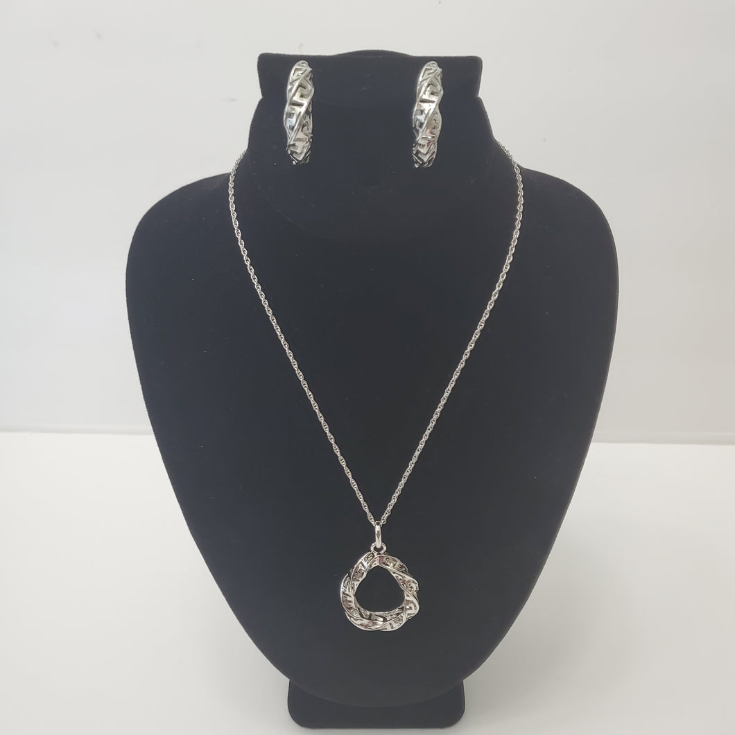 18K ITALIAN WHITE GOLD PLATED HOOP EARRINGS AND PENDANT