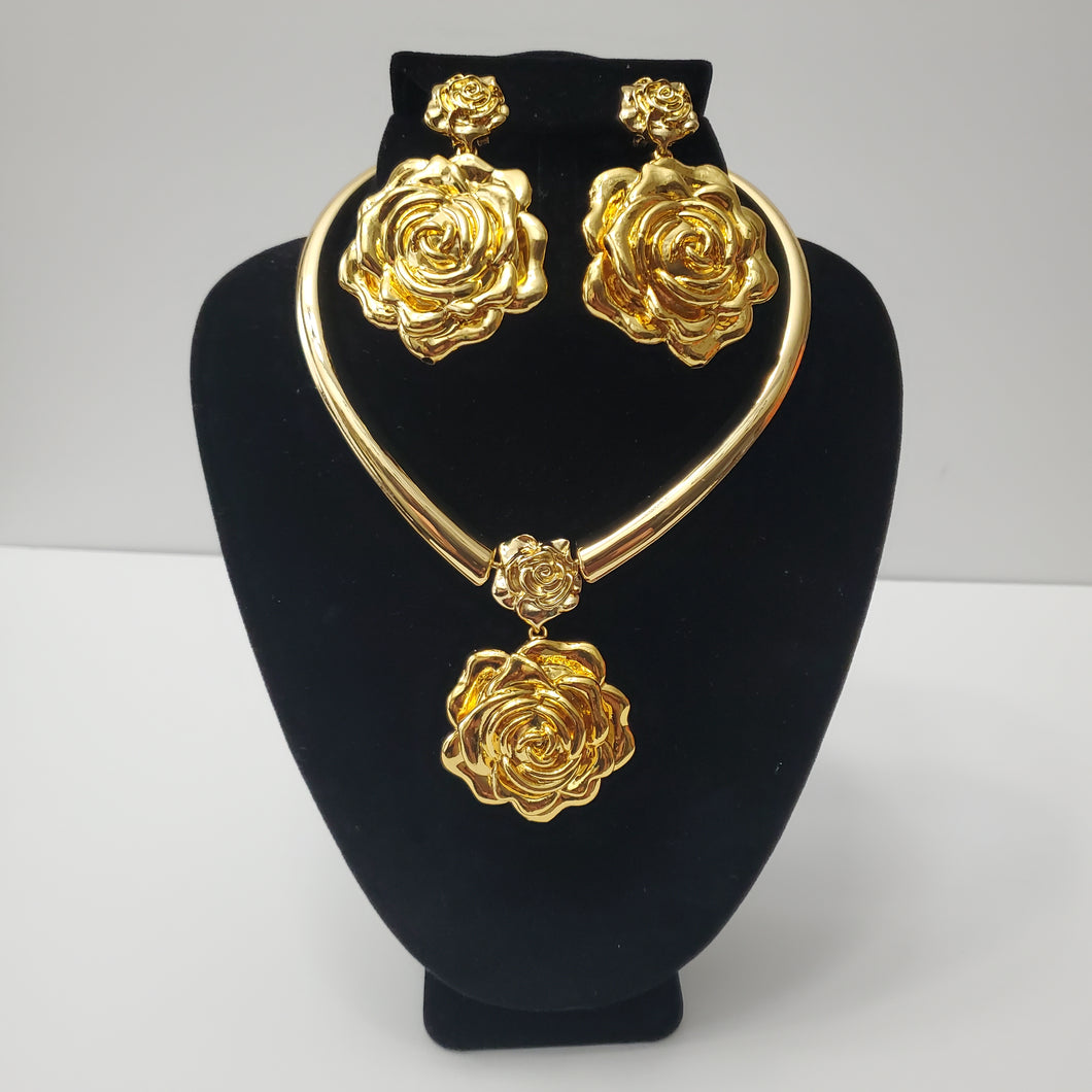 18K GOLD PLATED DROP ROSE FLOWER EARRING , PENDANT & NECKLACE SET