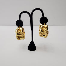 Load image into Gallery viewer, 18K Gold Plated Chunky Weaving Hoop Earring
