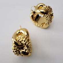 Load image into Gallery viewer, 18K Gold Plated Chunky Weaving Hoop Earring
