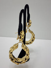 Load image into Gallery viewer, 18K ITALIAN GOLD PLATED CHUNKY FLOWERED DROP EARRINGS
