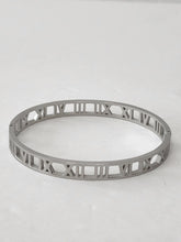 Load image into Gallery viewer, 18K ITALIAN WHITE GOLD PLATED ROMAN NUMERAL BANGLE
