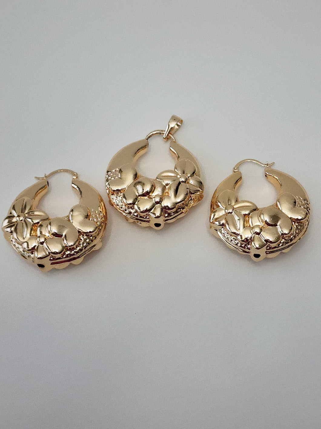 18k BRAZILIAN GOLD PLATED PARTY SET