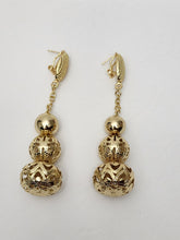 Load image into Gallery viewer, 18K Gold Plated 3 Balls Drop Earring
