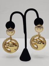 Load image into Gallery viewer, 18K Gold Plated Chunky Drop Earring
