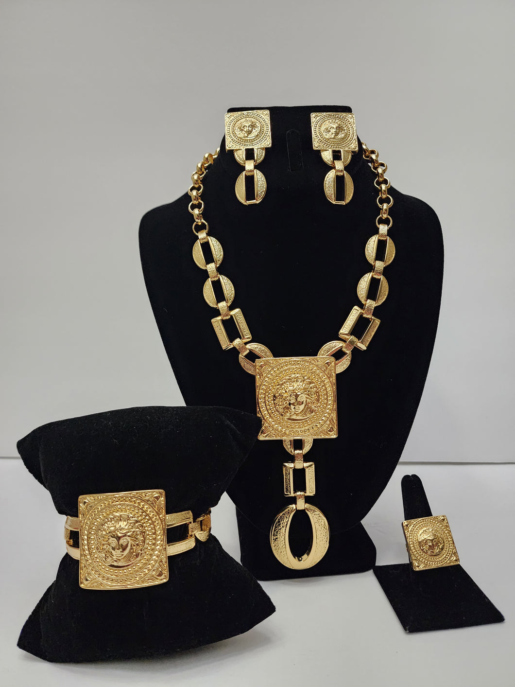 18K Gold Plated Party Set