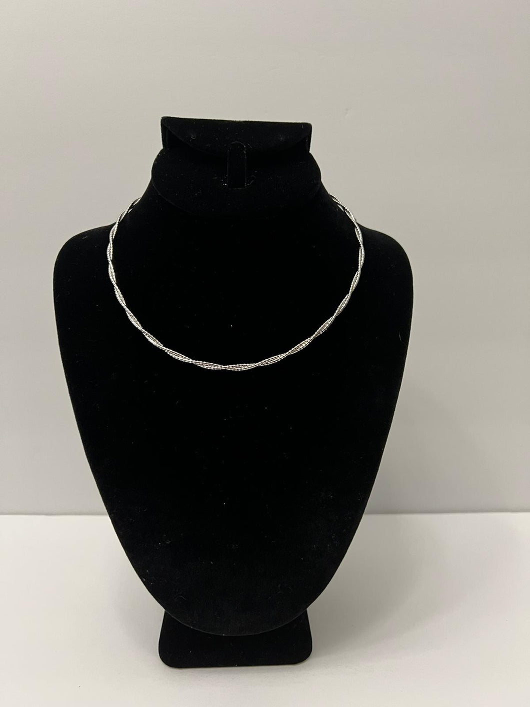 18K WHITE GOLD PLATED TWISTED CORD NECKLACE