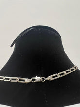 Load image into Gallery viewer, 18K ITALIAN WHITE GOLD PLATED RAZOR BLADE AND MESH NECKLACE
